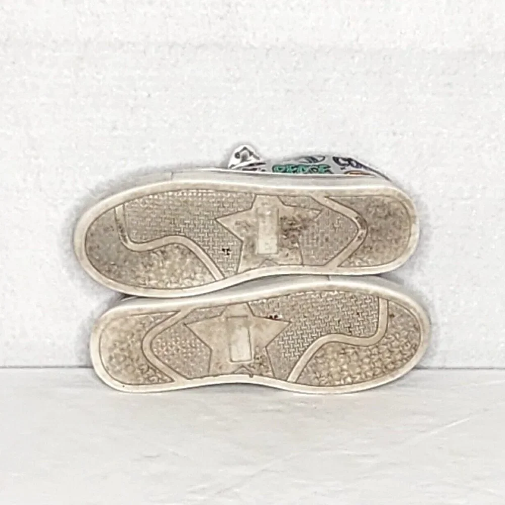 Steve Madden JBUBBLE Graffiti Sneakers Girls Metallic Sparkle Shoes - Picture 6 of 7